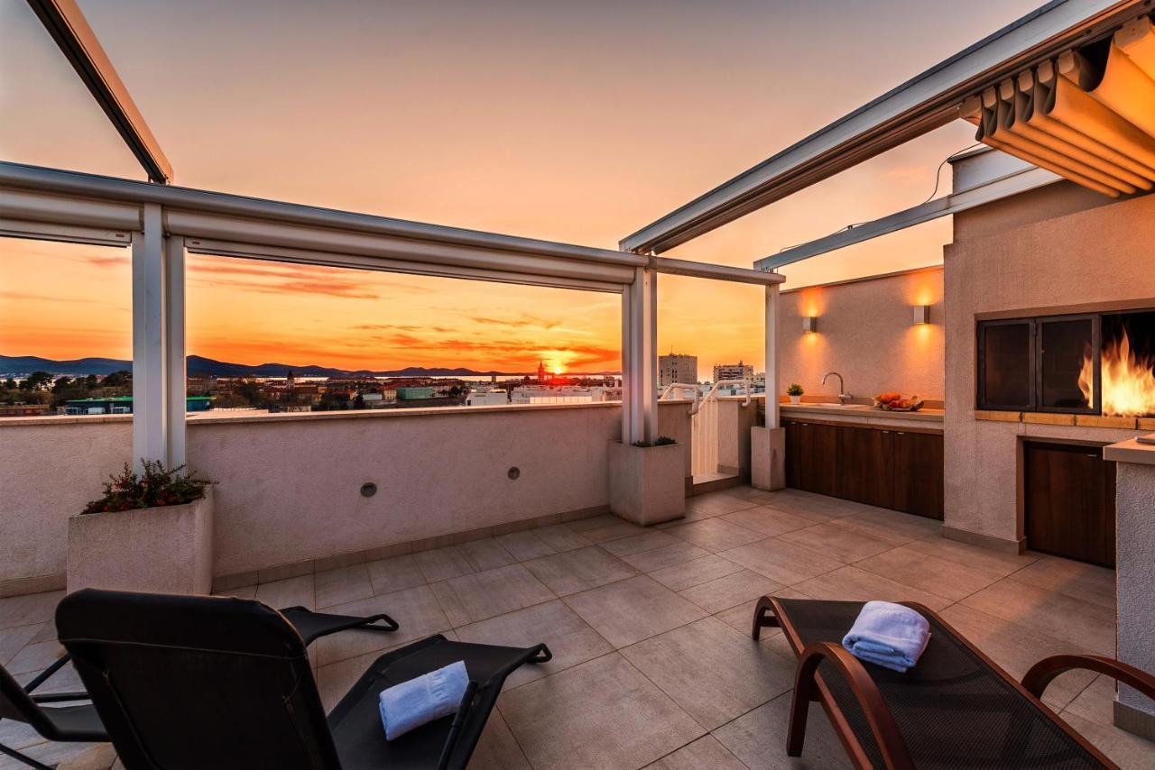 Ferienwohnung Penthouse With Roof Terrace With Jacuzzi Zadar Exterior foto