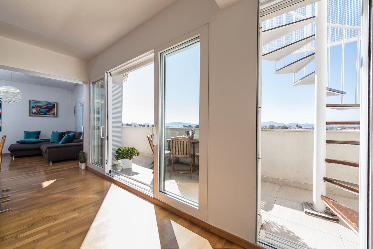Ferienwohnung Penthouse With Roof Terrace With Jacuzzi Zadar Exterior foto