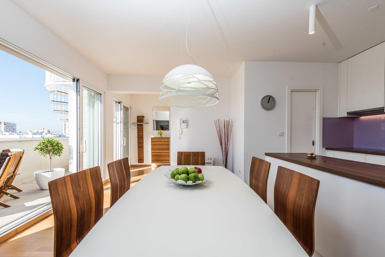Ferienwohnung Penthouse With Roof Terrace With Jacuzzi Zadar Exterior foto